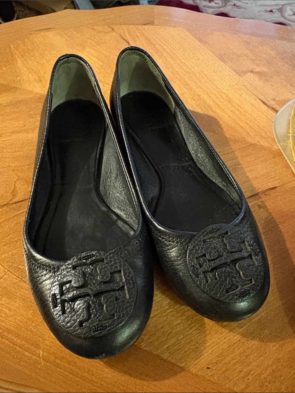 Tory Burch Black Leather Logo Round-Toe Ballet Flats